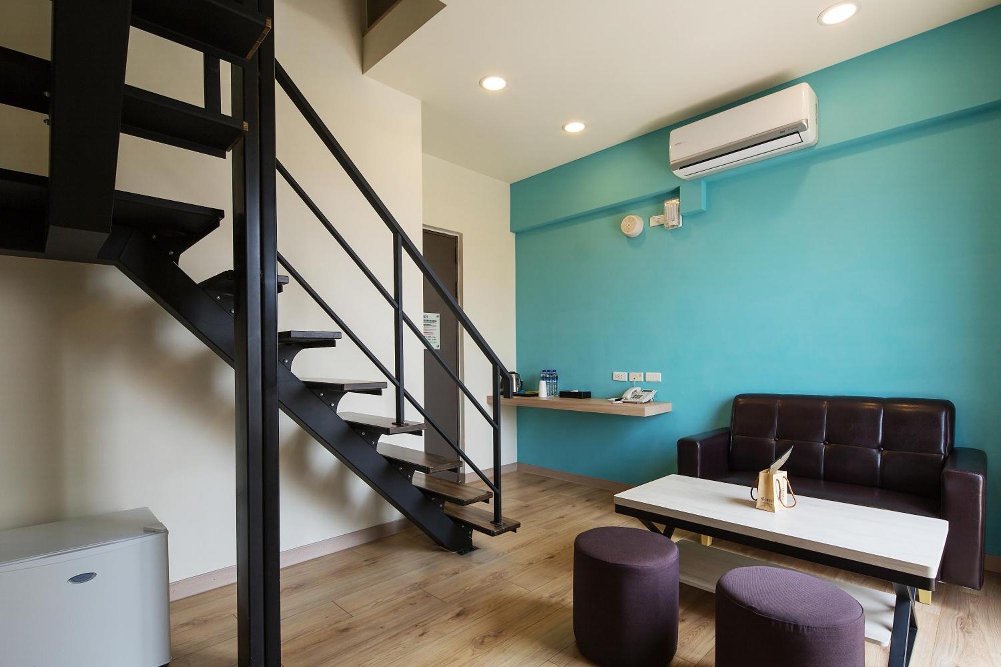 Check Inn Express Taichung Yizhong Bagian luar foto
